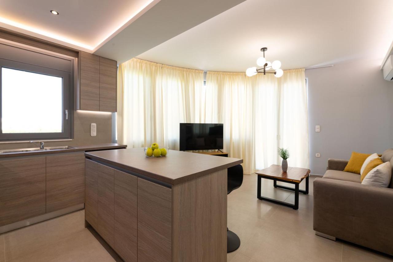 Tsatos Luxury Residence Kremastí Exterior photo
