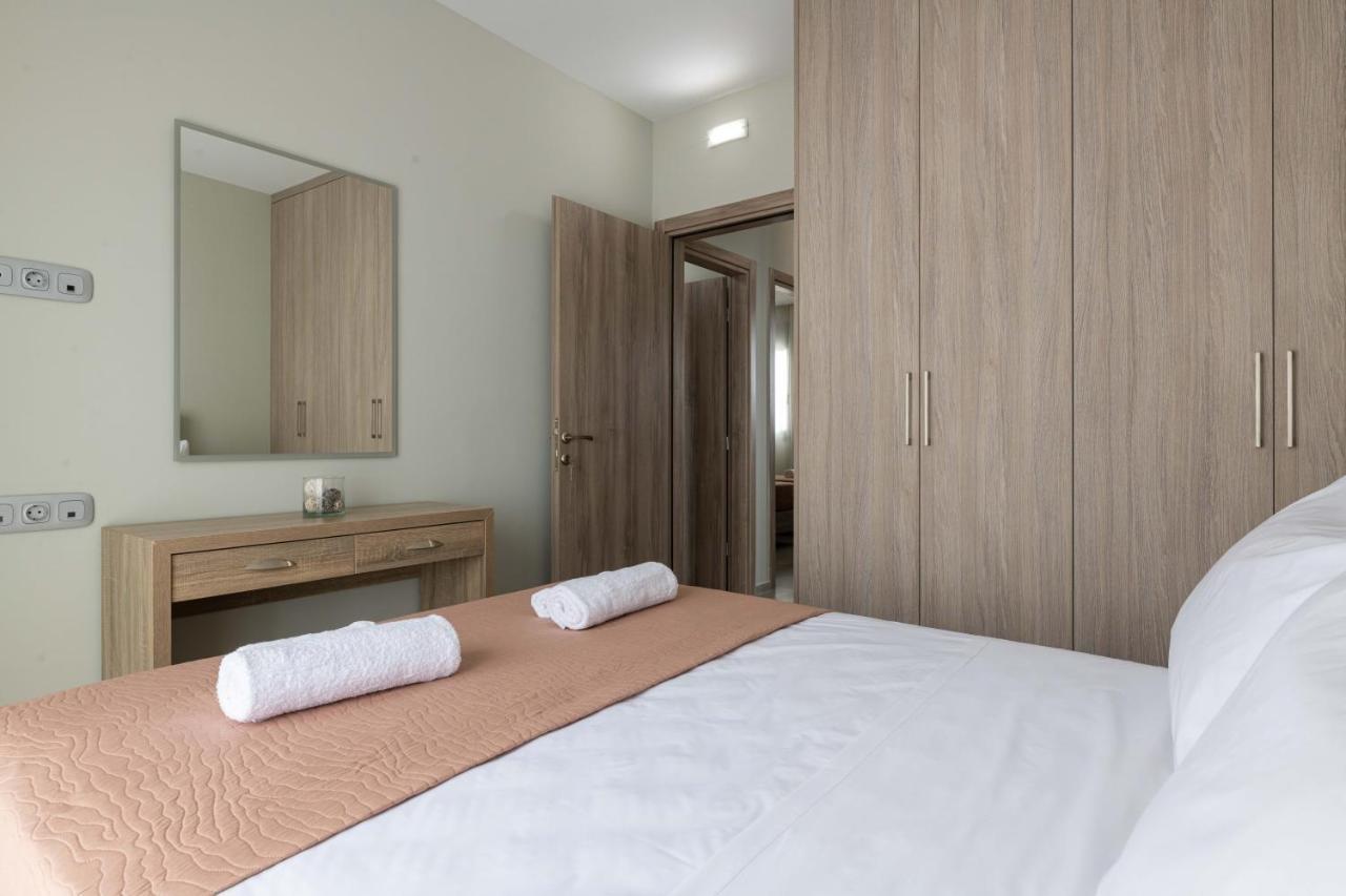 Tsatos Luxury Residence Kremastí Exterior photo